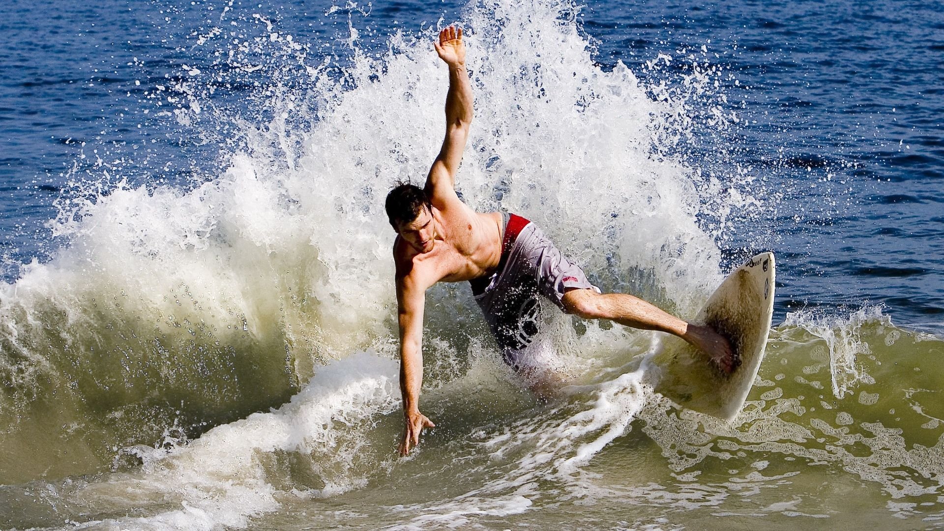 中国青少年足球联赛开幕，培养未来之星，中国青少年足球发展计划