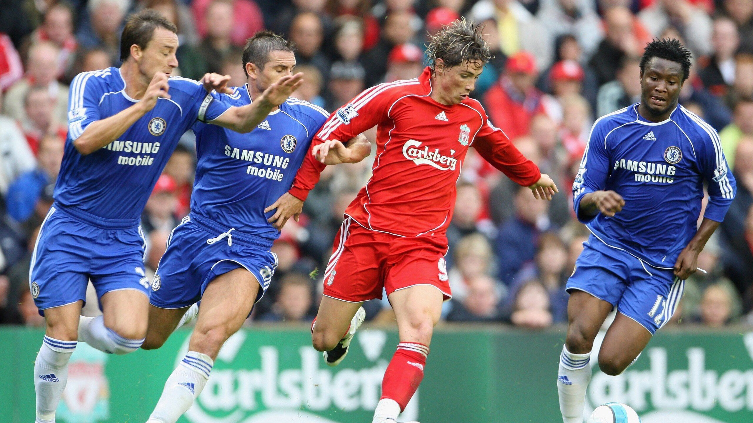 九游-德甲：拜仁4-0大胜奥格斯堡，莱万完成帽子戏法，德甲拜仁vs奥格斯堡