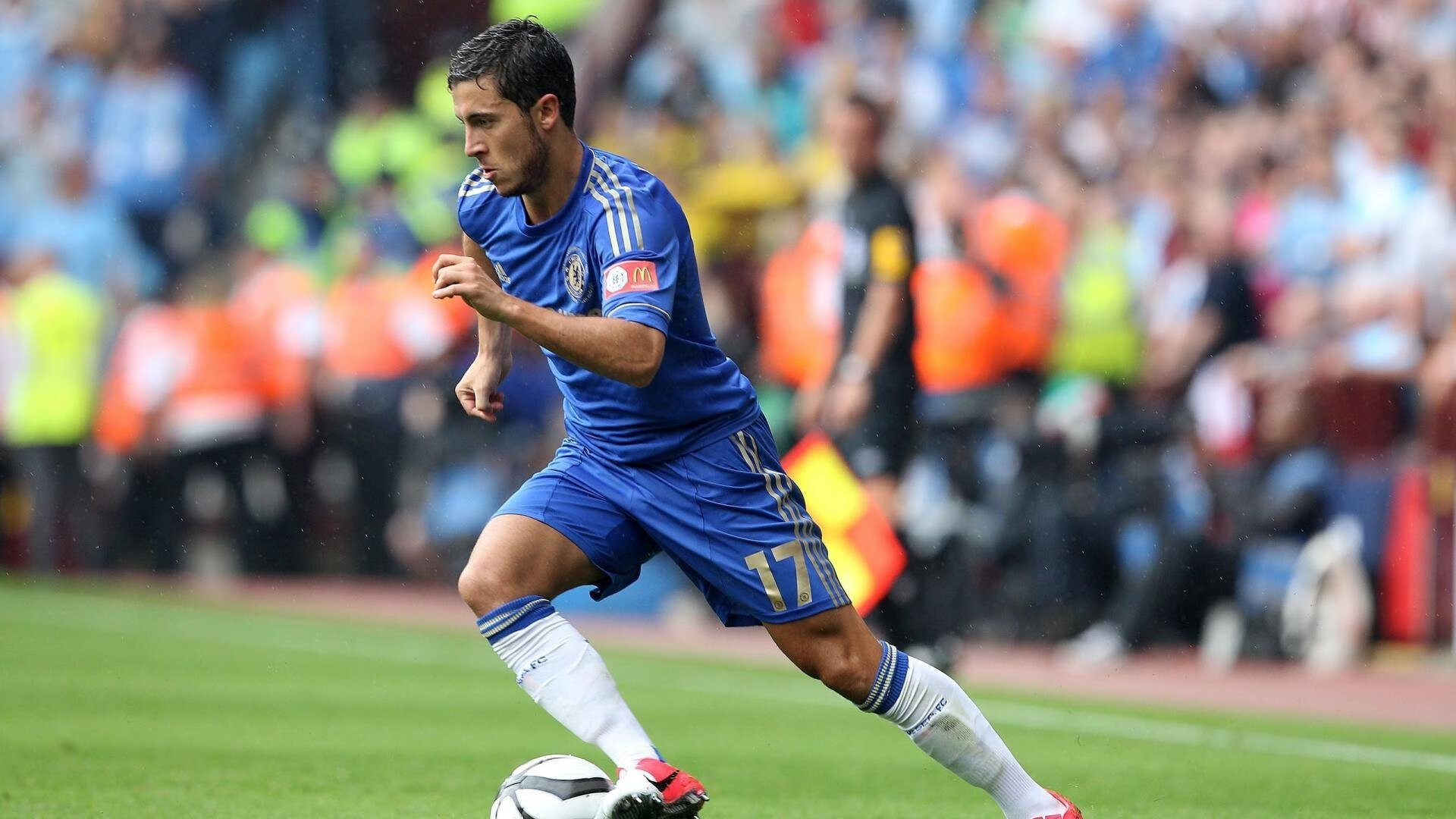 粉丝自制停车接力赛：疯狂创意大放送